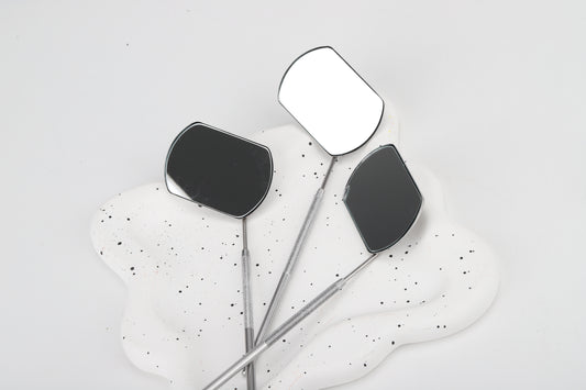 Lash Mirror